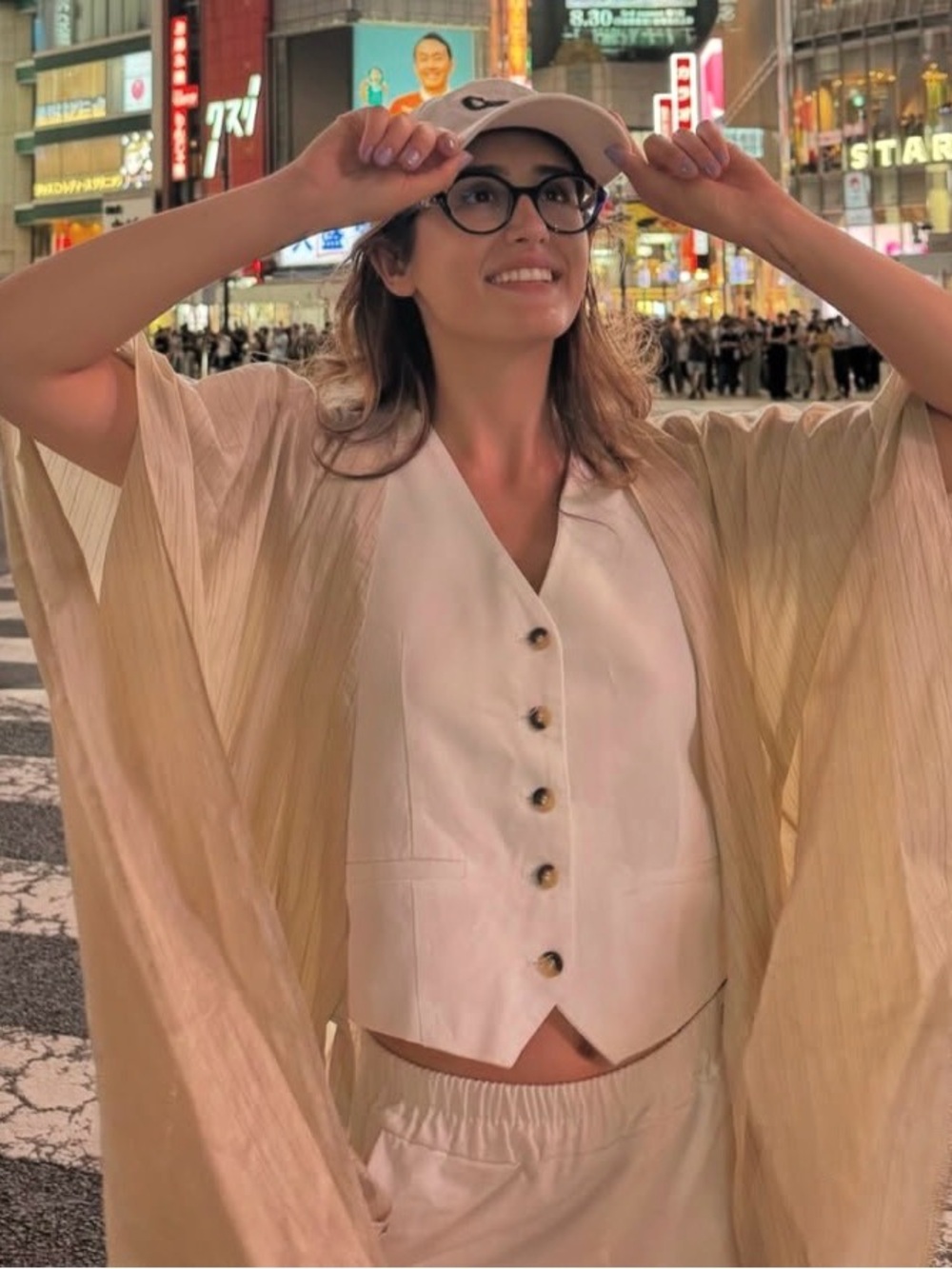 Cream Button Front Vest with Flowing Beige Kimono Cape Tunic